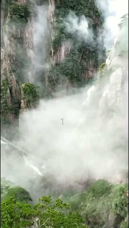 卡儿酷重卡启停锂电：助力卡友安心前行